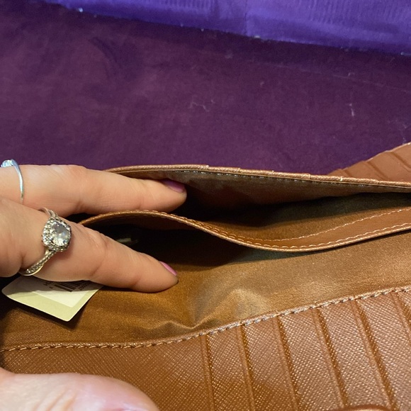 Brand new Fossil Madison zip clutch in multicolored leather  😍😍😍 - Picture 13 of 14